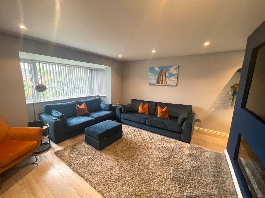 Living Room.JPG