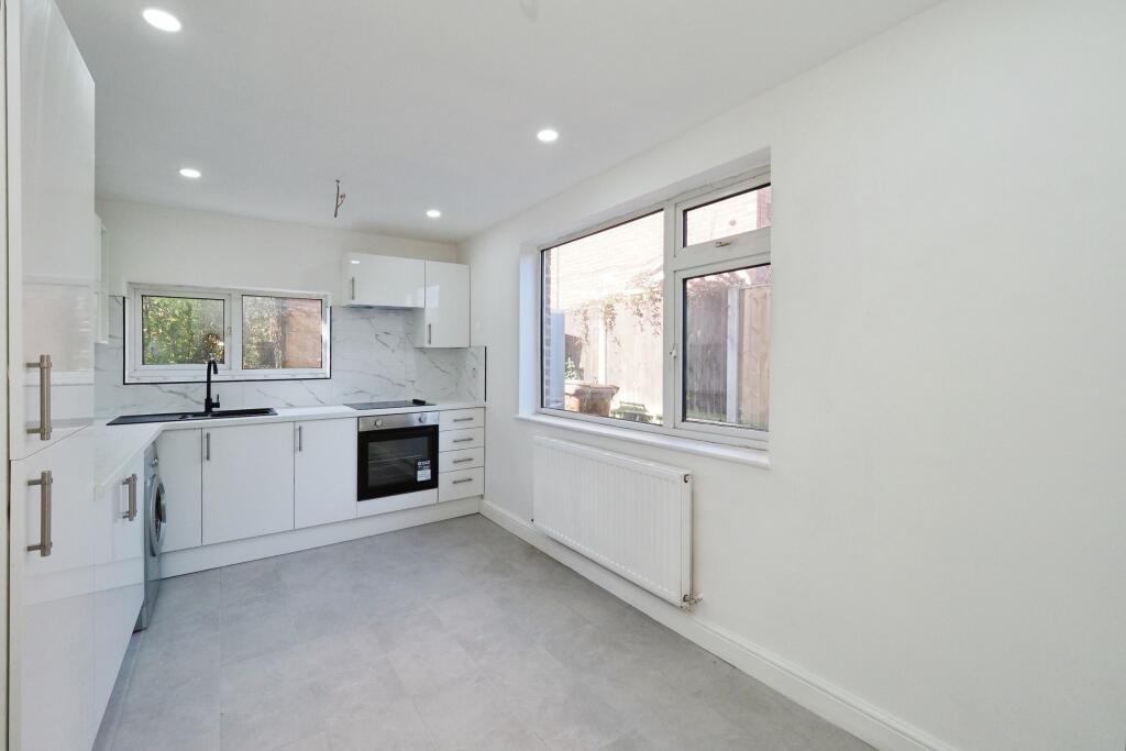 Modern Kitchen Diner