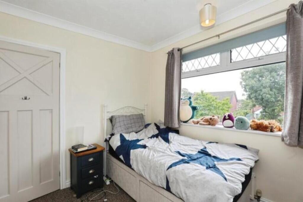 1885_NRT107941_IM...