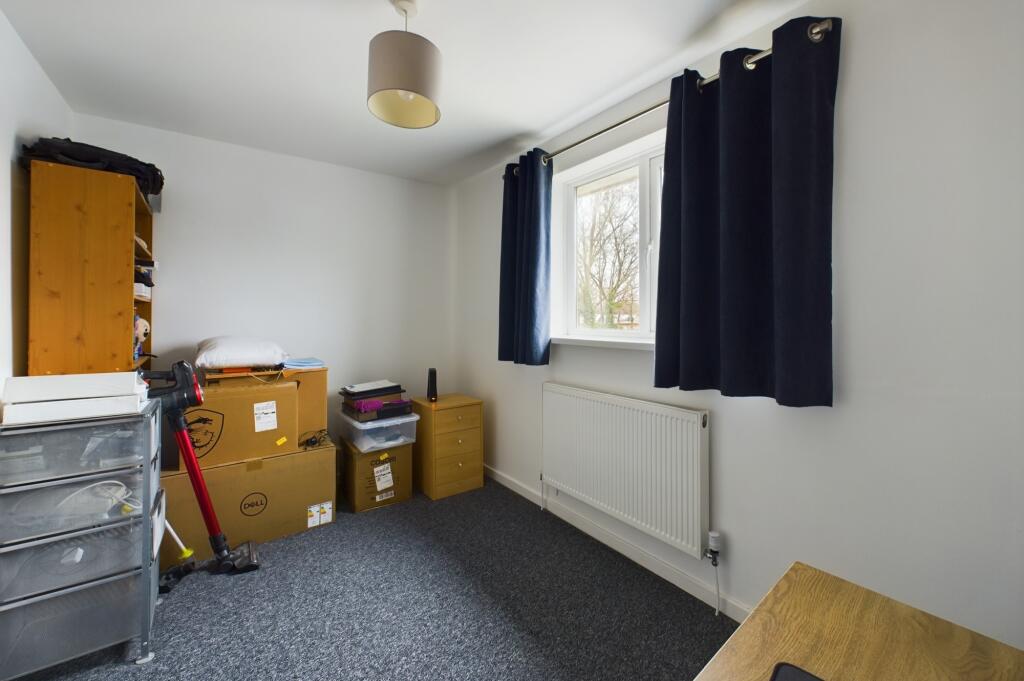 CAM02545G0-PR0331-STILL008