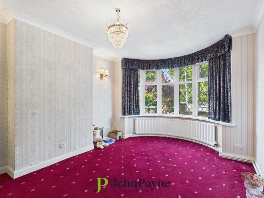 Dining Room (Front)