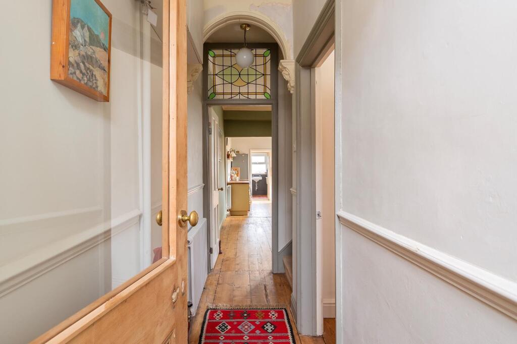 1K7RSH - Hallway A.jpg