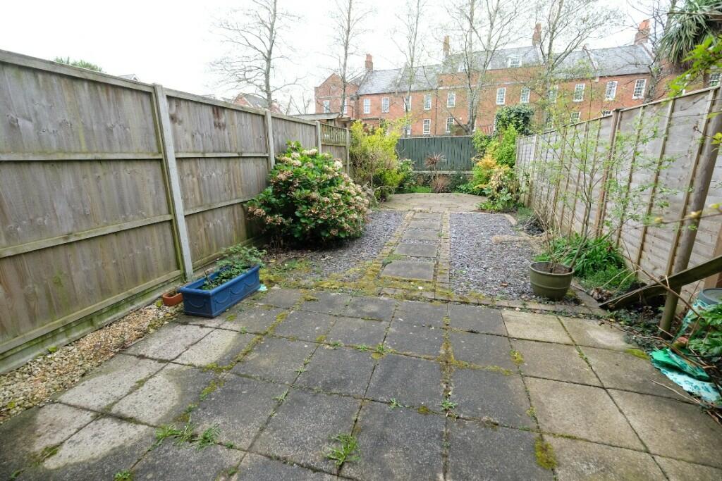 GARDEN