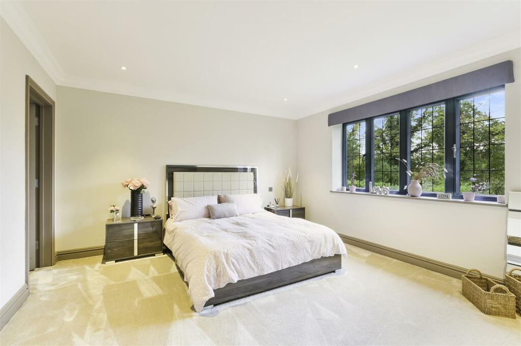 WOODCOTE PARK, 12C- (10).jpg