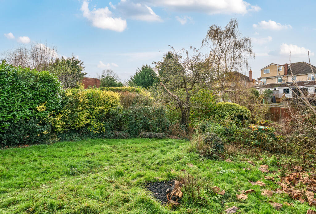 1384905-3-692455c...