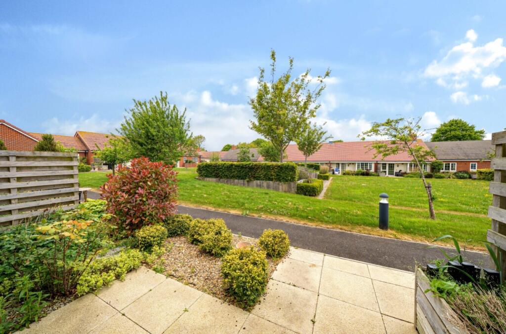 1293512-8-6825ec3db439f-ARW-1