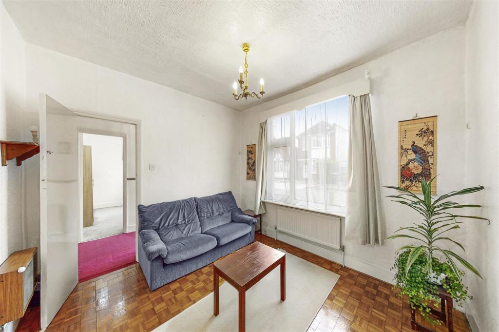 35 Charterhouse Avenue - 4nwlmgtRkeBJUhfWywq4.jpg
