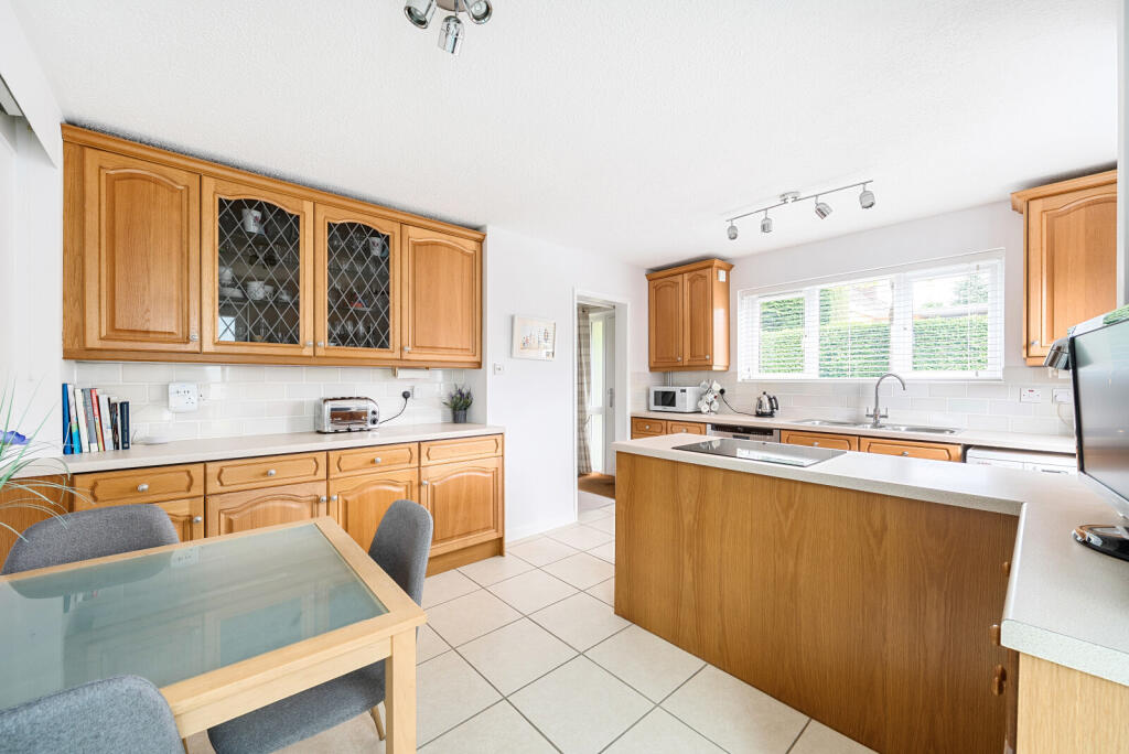 1310972-1-684fea0...