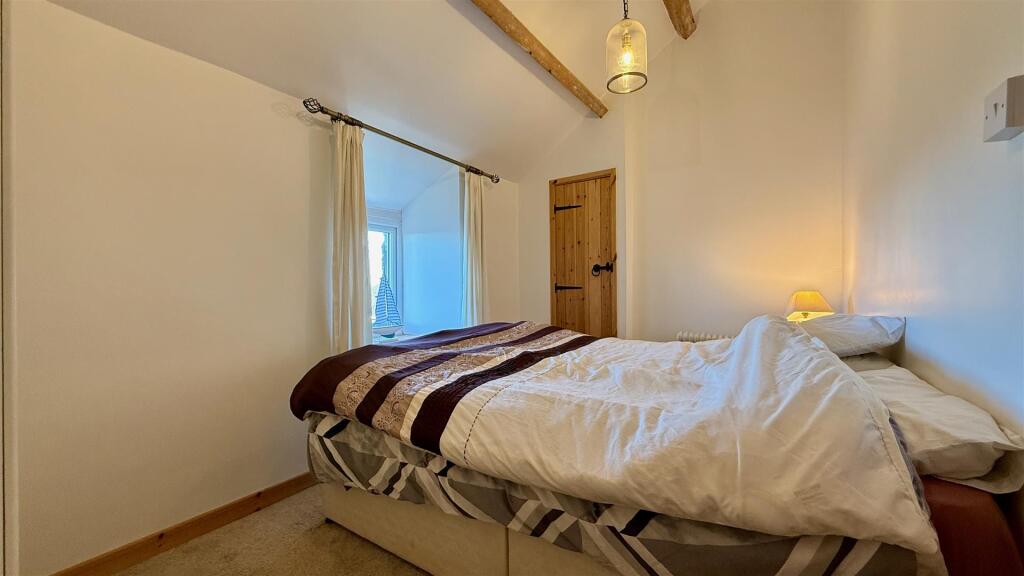 bed 1