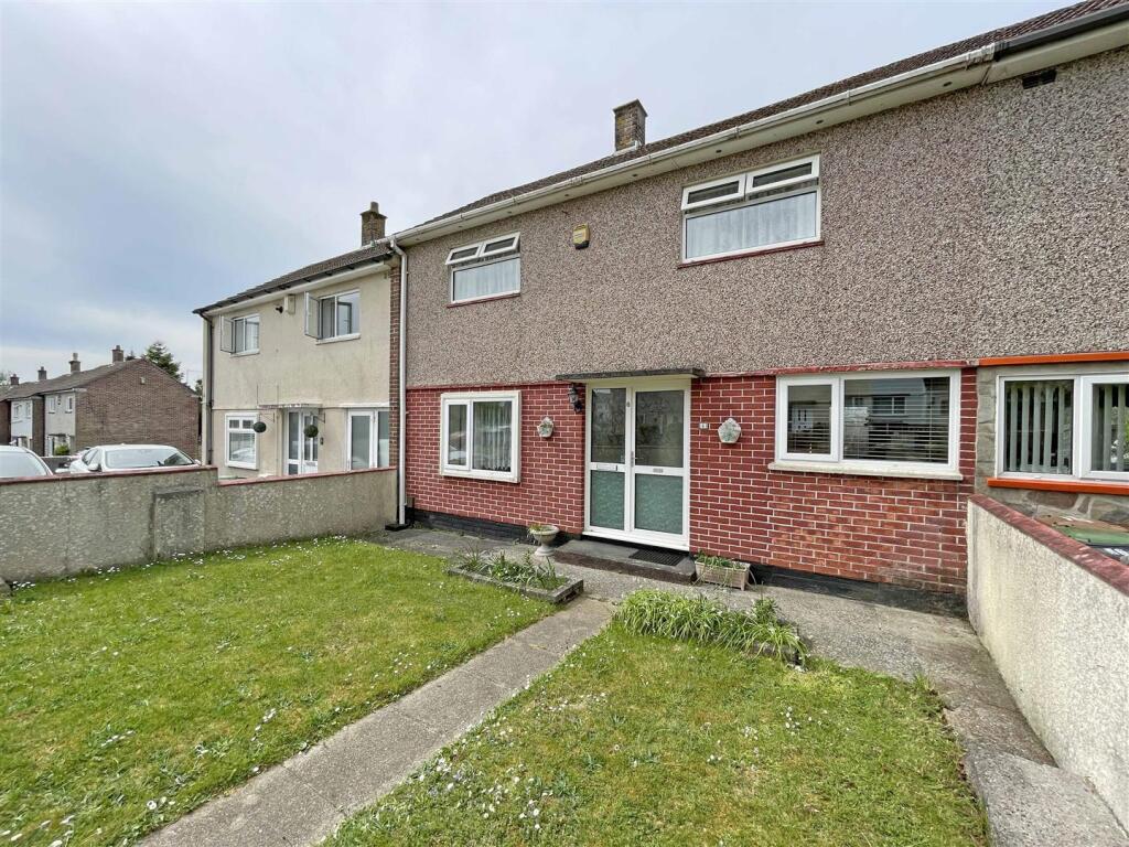 Flamborough Way 6 - Front.jpg