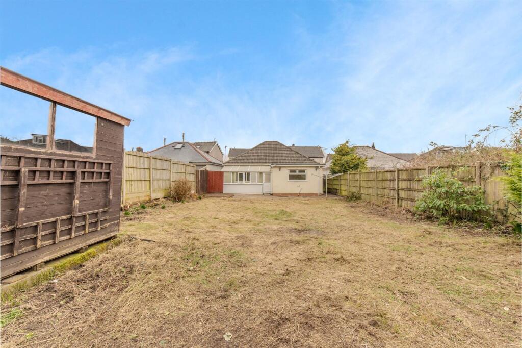 6 Woodfield Road 4.jpg