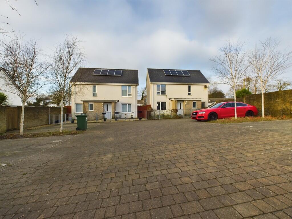 CAM03974G0-PR0089...