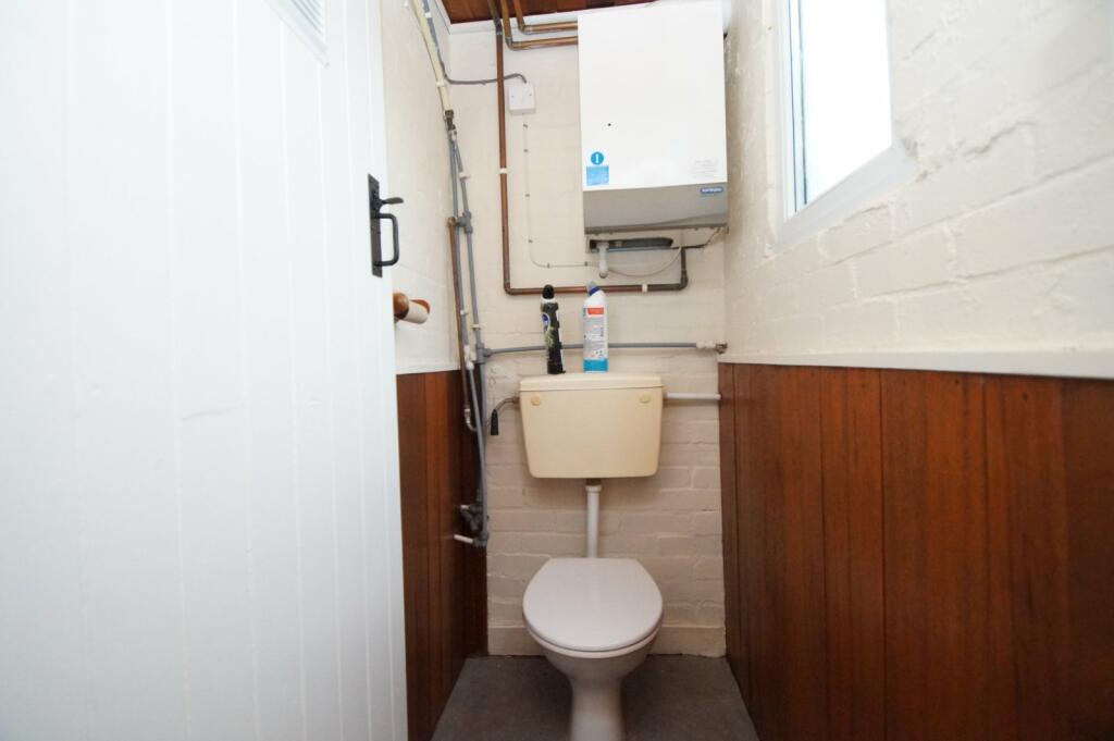 Gardeners Toilet