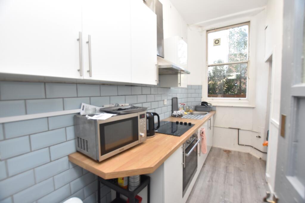 Kitchen 1