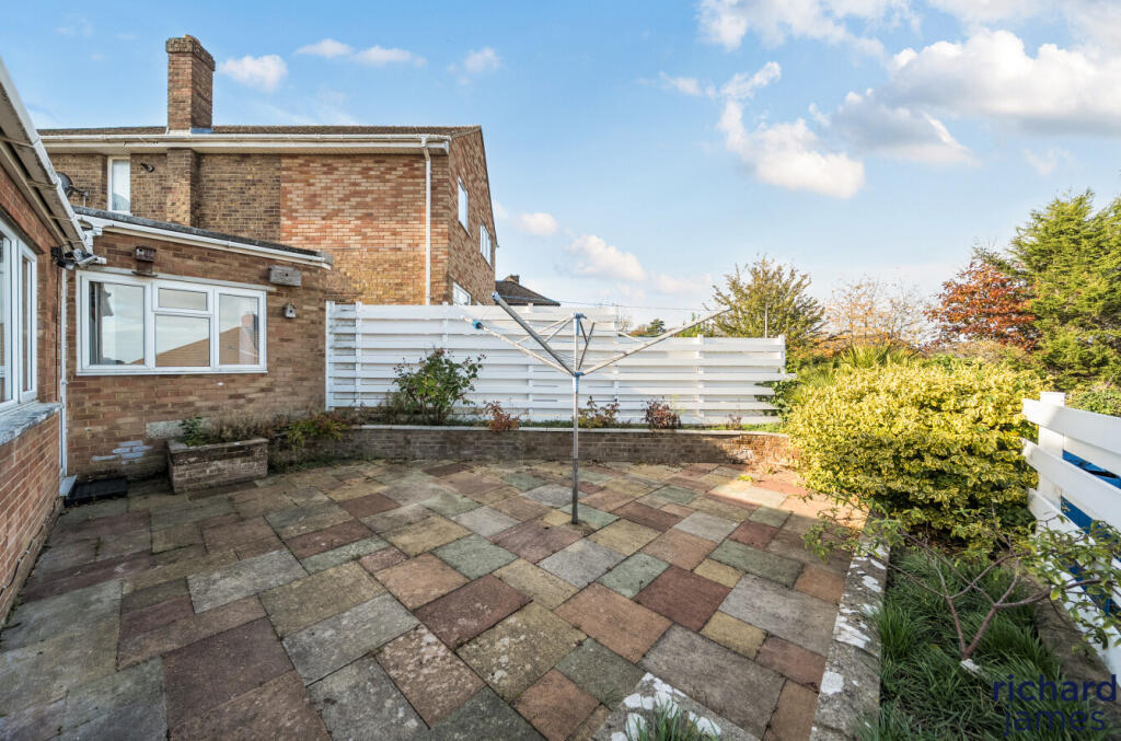 f40f1abad94c40efac409ba274311717