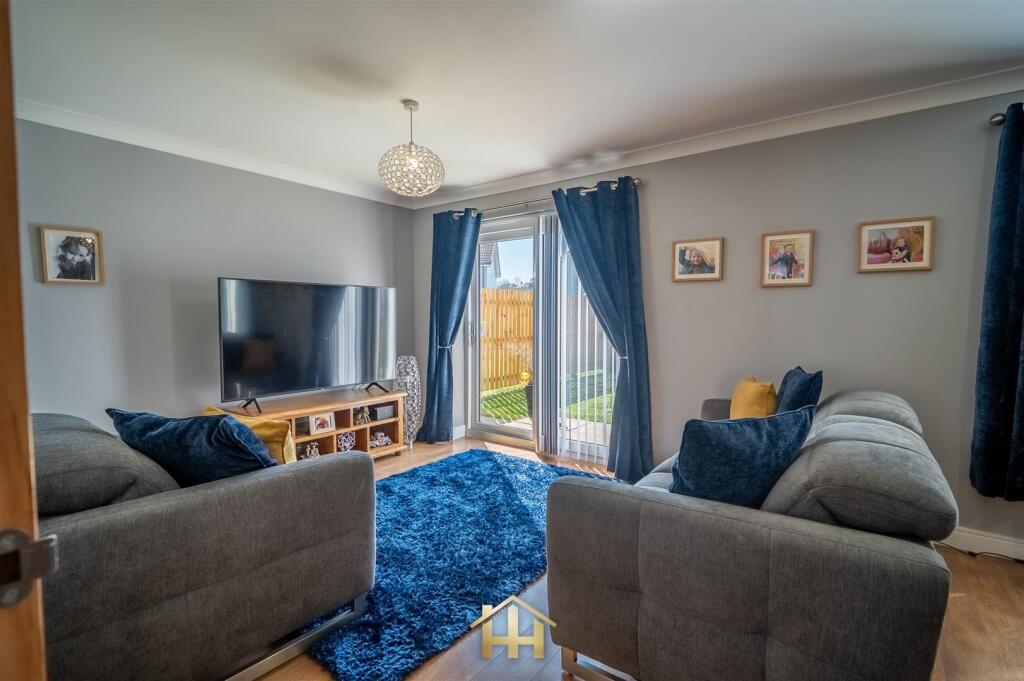 284 old glamis Road dundee 100425 EDIT (27 of 55).