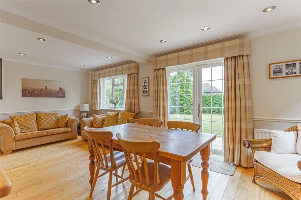 Family/Dining Room