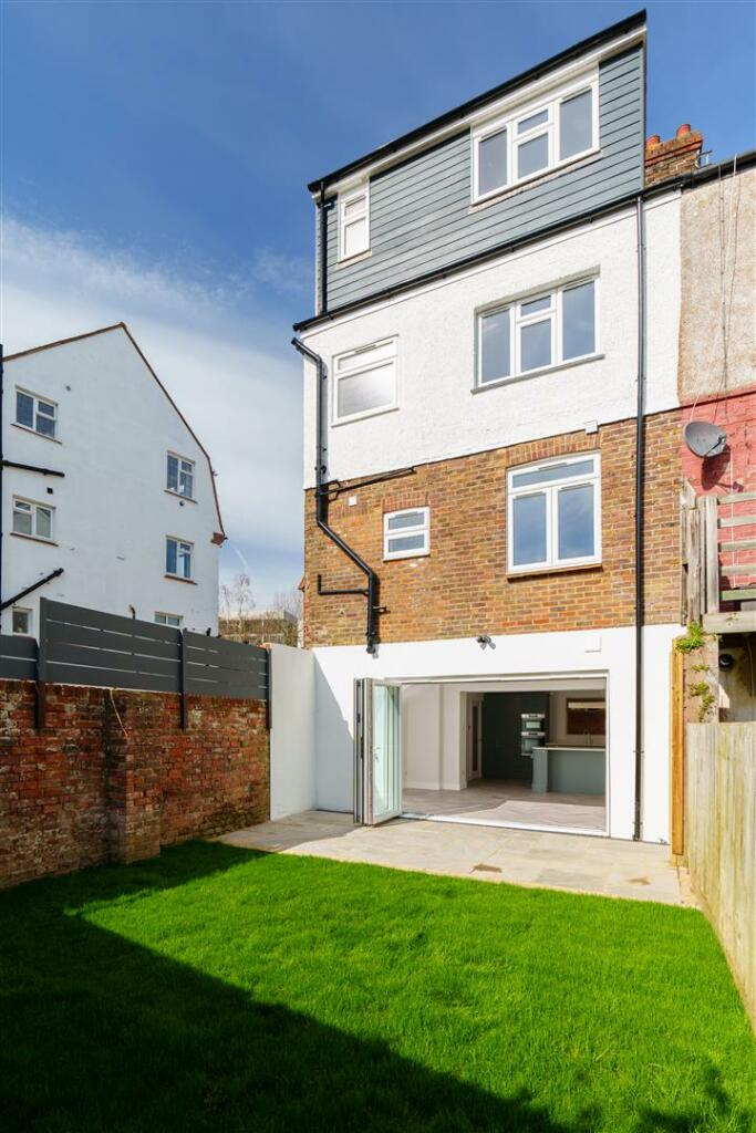 54 Colbourne Road-16.jpg