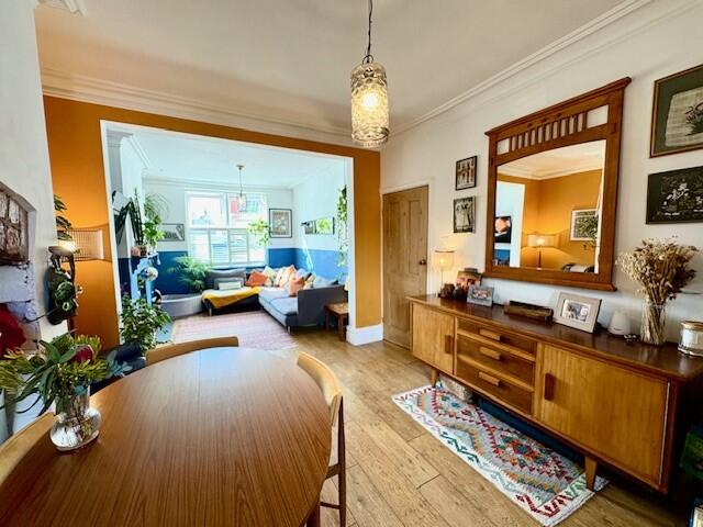 Dining Room &amp; Lounge (2).jpg