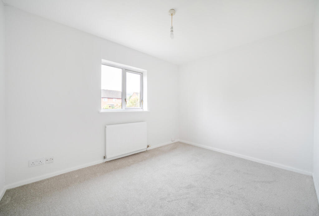 1369784-19-68f216...