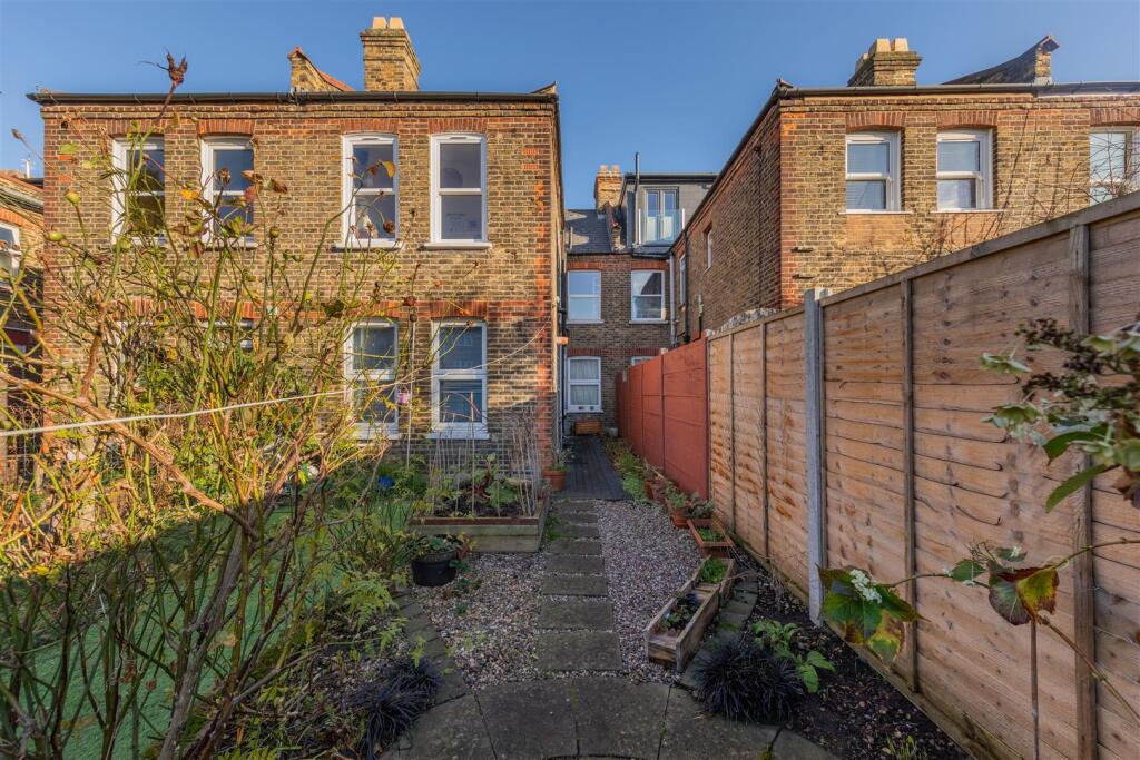 Hitcham Road, E17