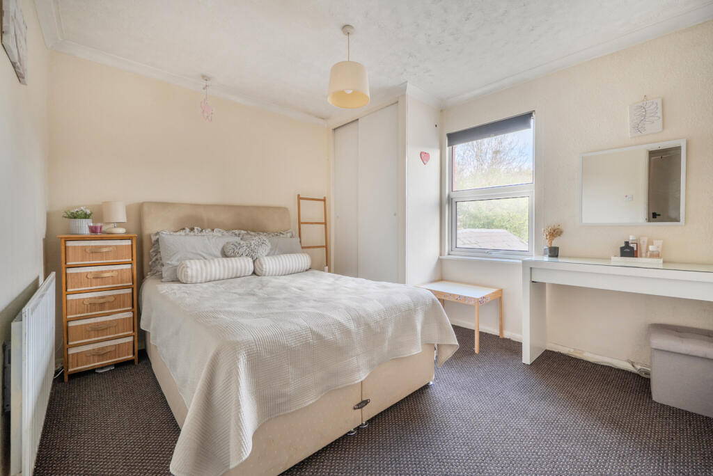 1382531-12-691ef3...