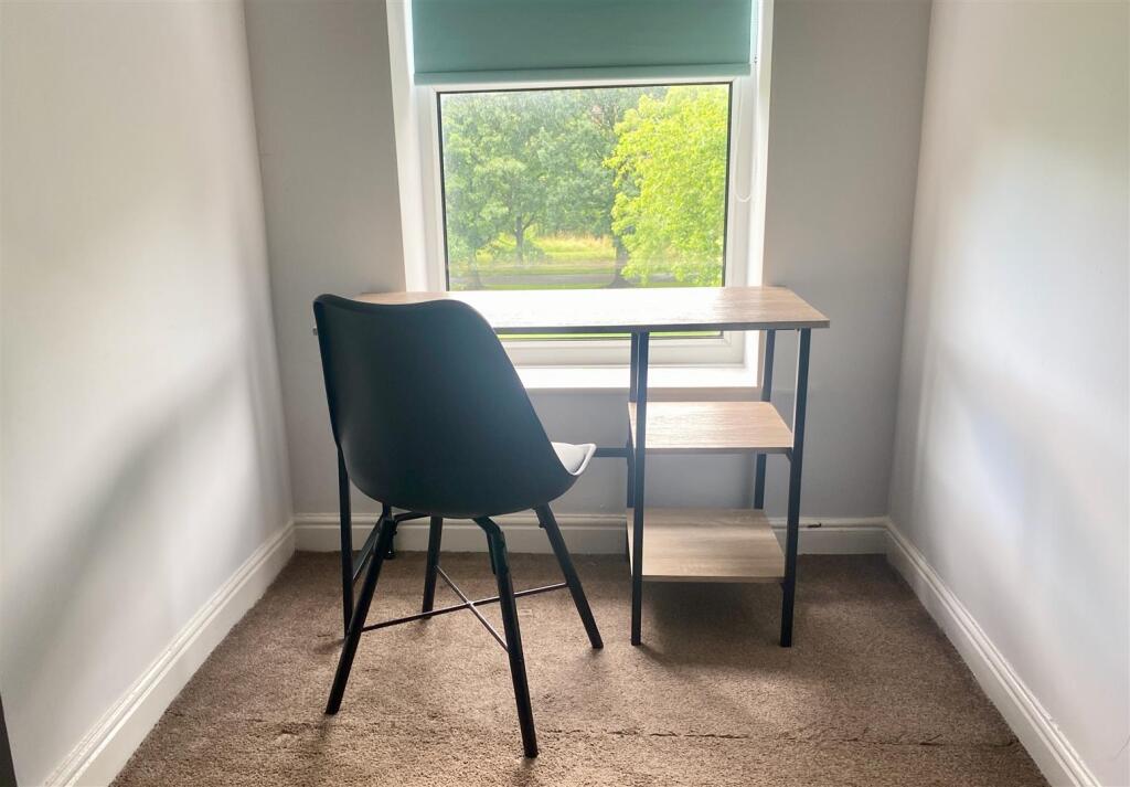 Room 6.jpeg