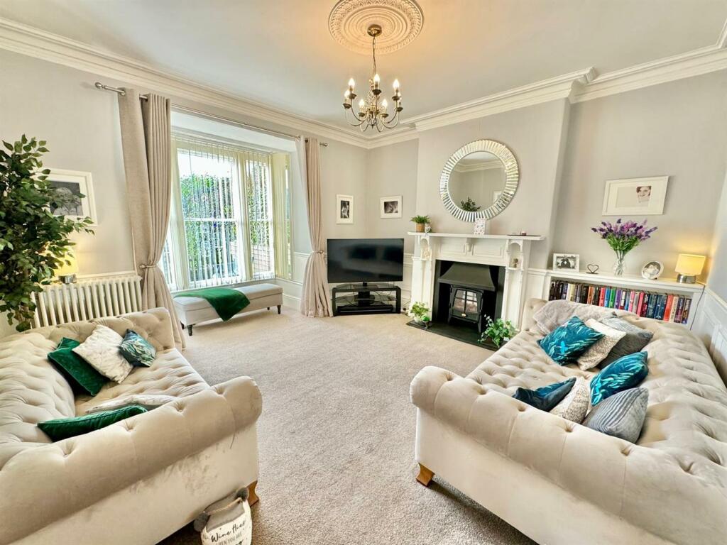 PHOTO-2024-11-17-17-19-51 (3).jpg