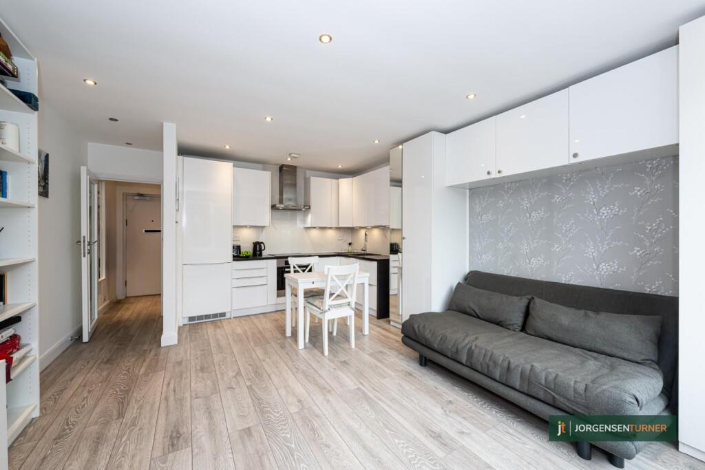 Courtleigh 14-003 LR - JT.jpg