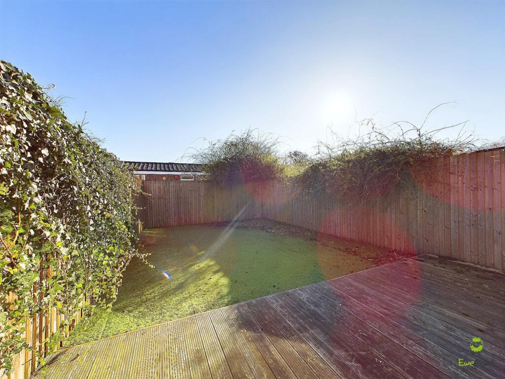 CAM04399G0-PR0022-STILL006