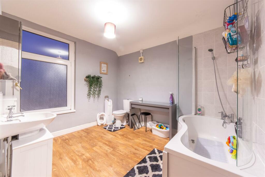 2 Wainfelin Avenue-7.jpg