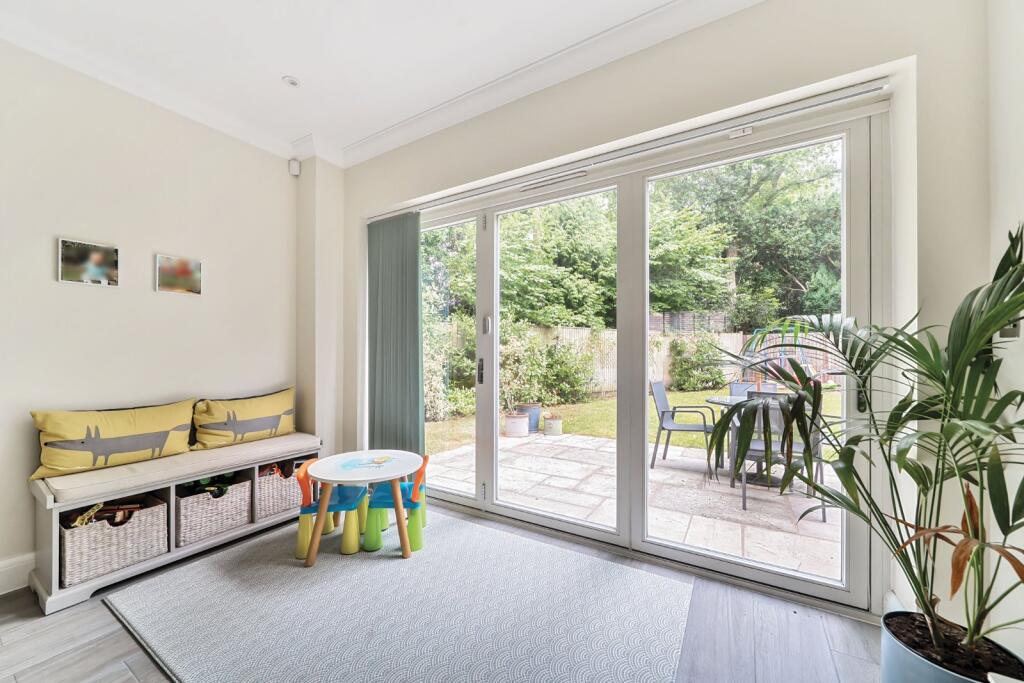 Dining Room Bi-Folds