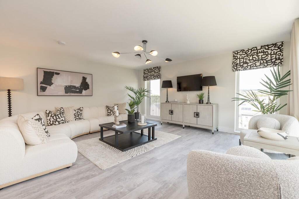 69758_Queenswater...