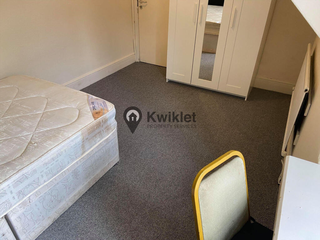 eZy Watermark_10-09-2023_07-24-10-2190pm.JPG