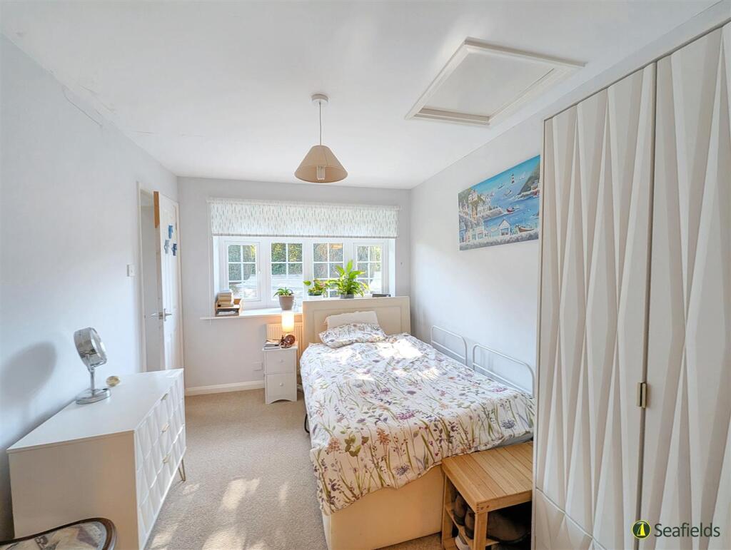 Ground Bedroom