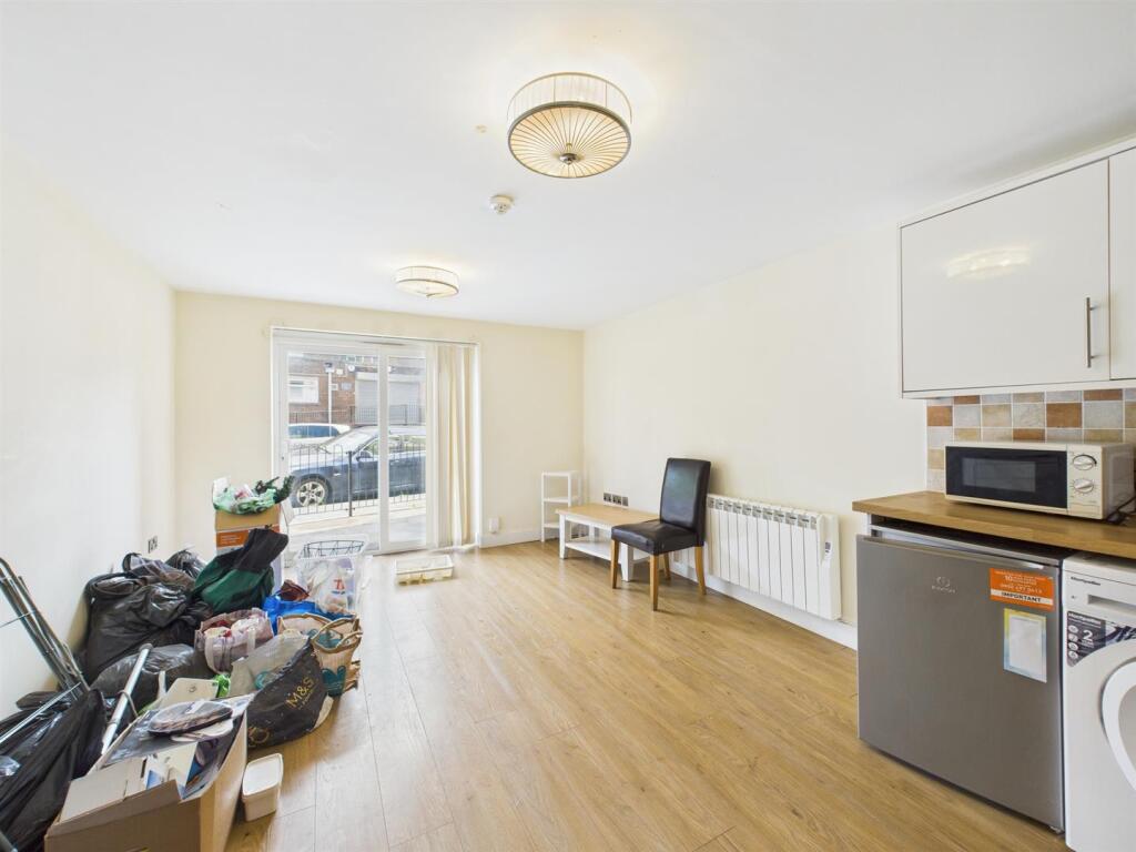 15 - Modern Block of 12 Flats for Auction, Bristol