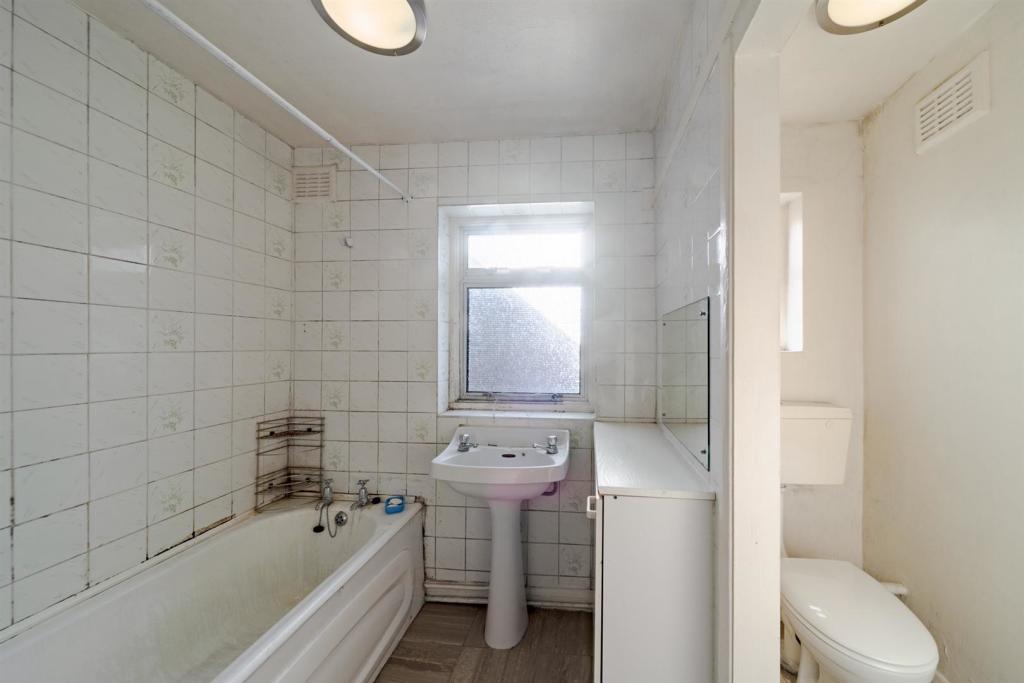 14ChesleyGardens_E63LN (34).jpg