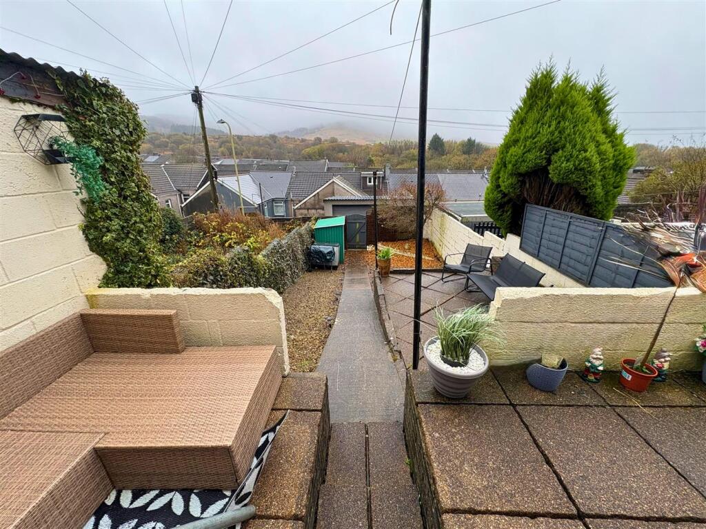 Rear Garden a (edit).jpg