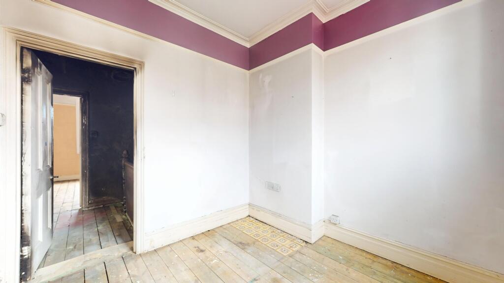 9 Arragon Gardens, Streatham, London, SW16 5LY