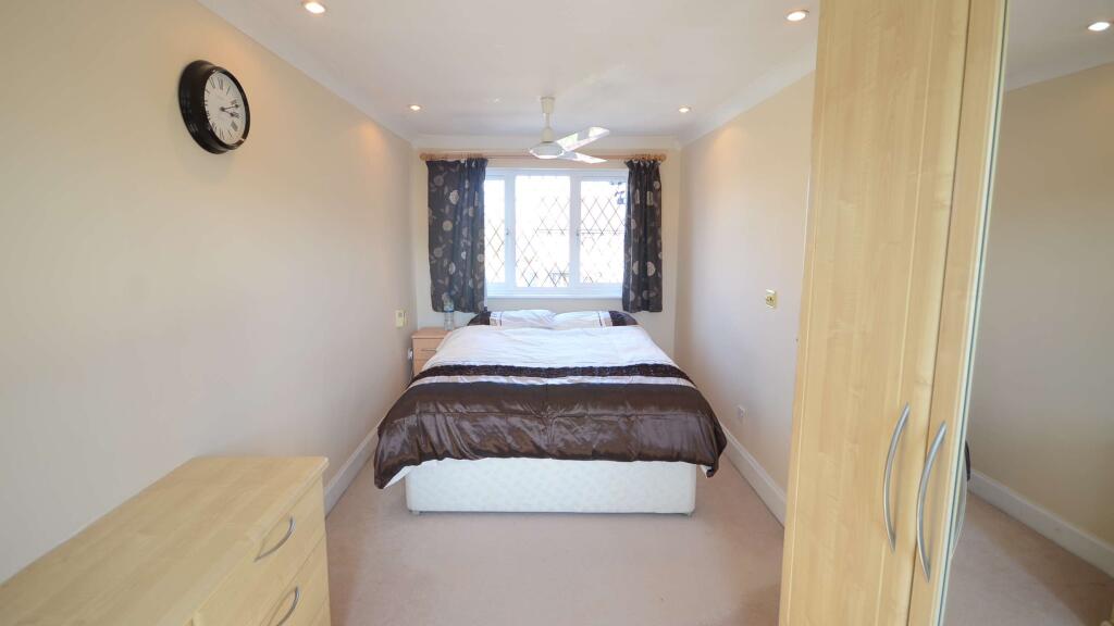 Bedroom 3.jpg