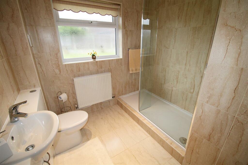 Triple walk in shower