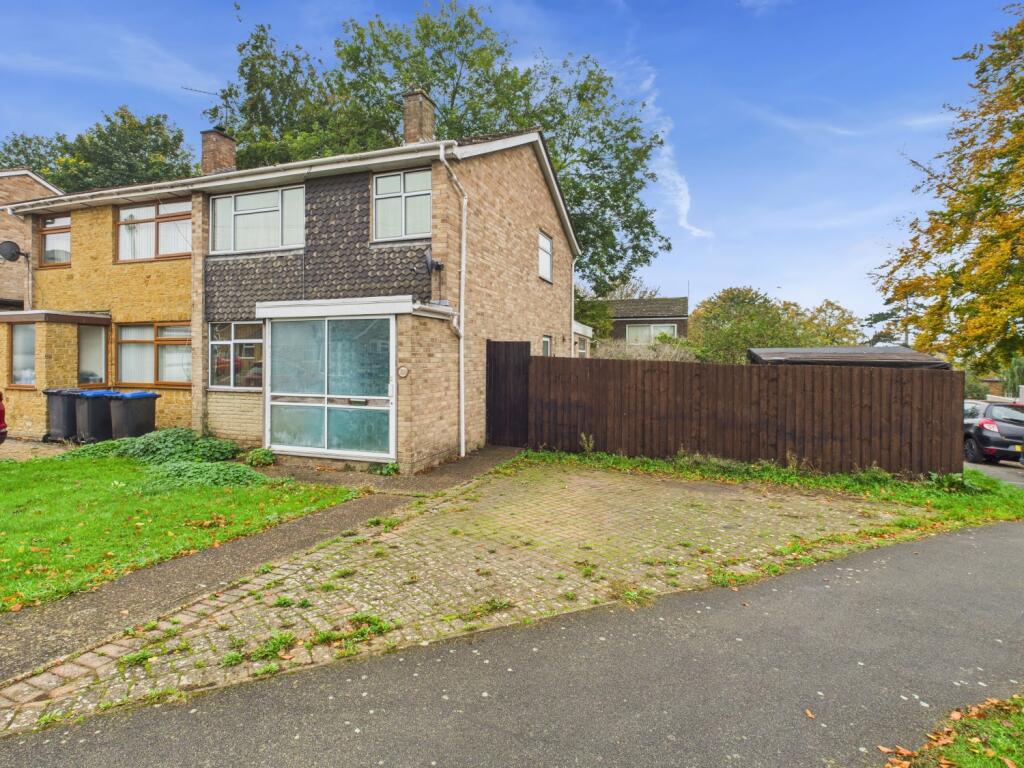 CAM04922G0-PR0078-STILL003