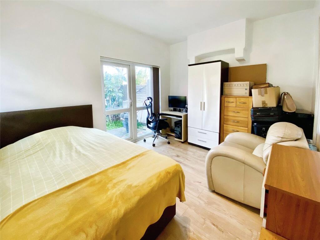 Double Bedroom