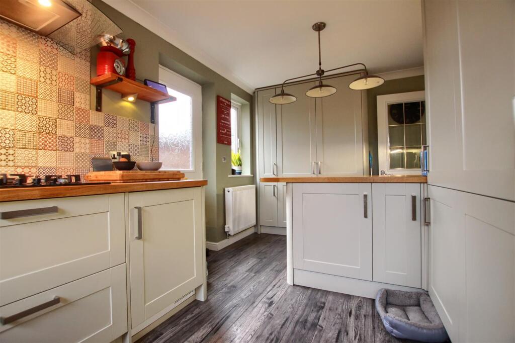 cg8.jpg