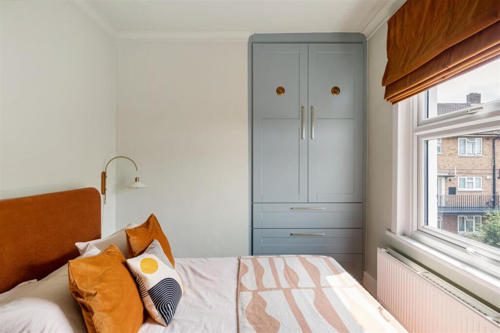 Grange Park Road, E10