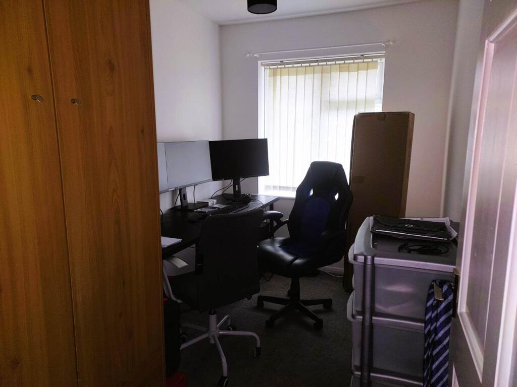Second bedroom