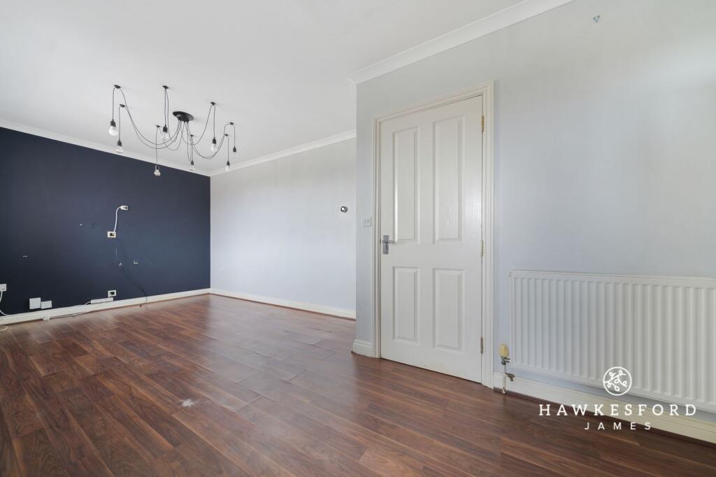 Crown Road, Sittingbourne - Bedroom 1