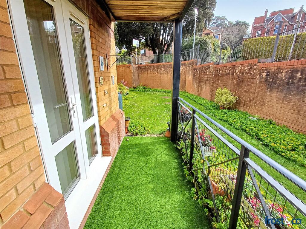 Grosvenor Heightsgro