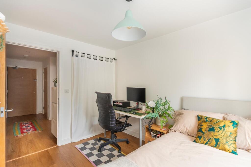 FT1KSE - Bedroom F.jpg