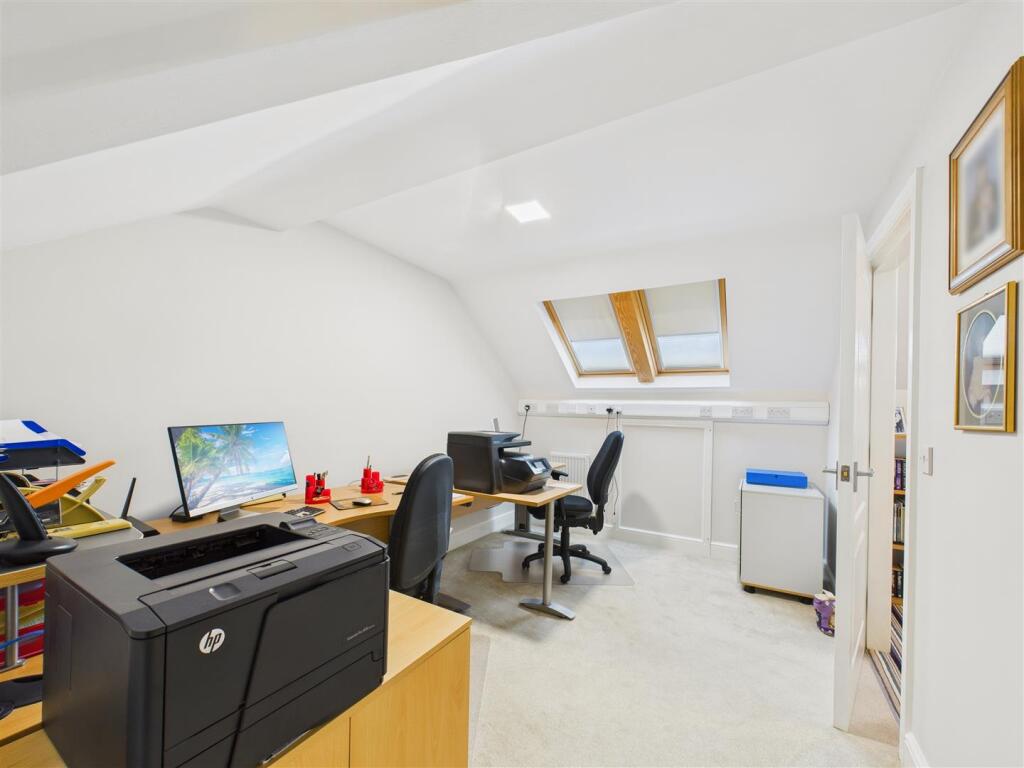 Bedroom 2 / Office